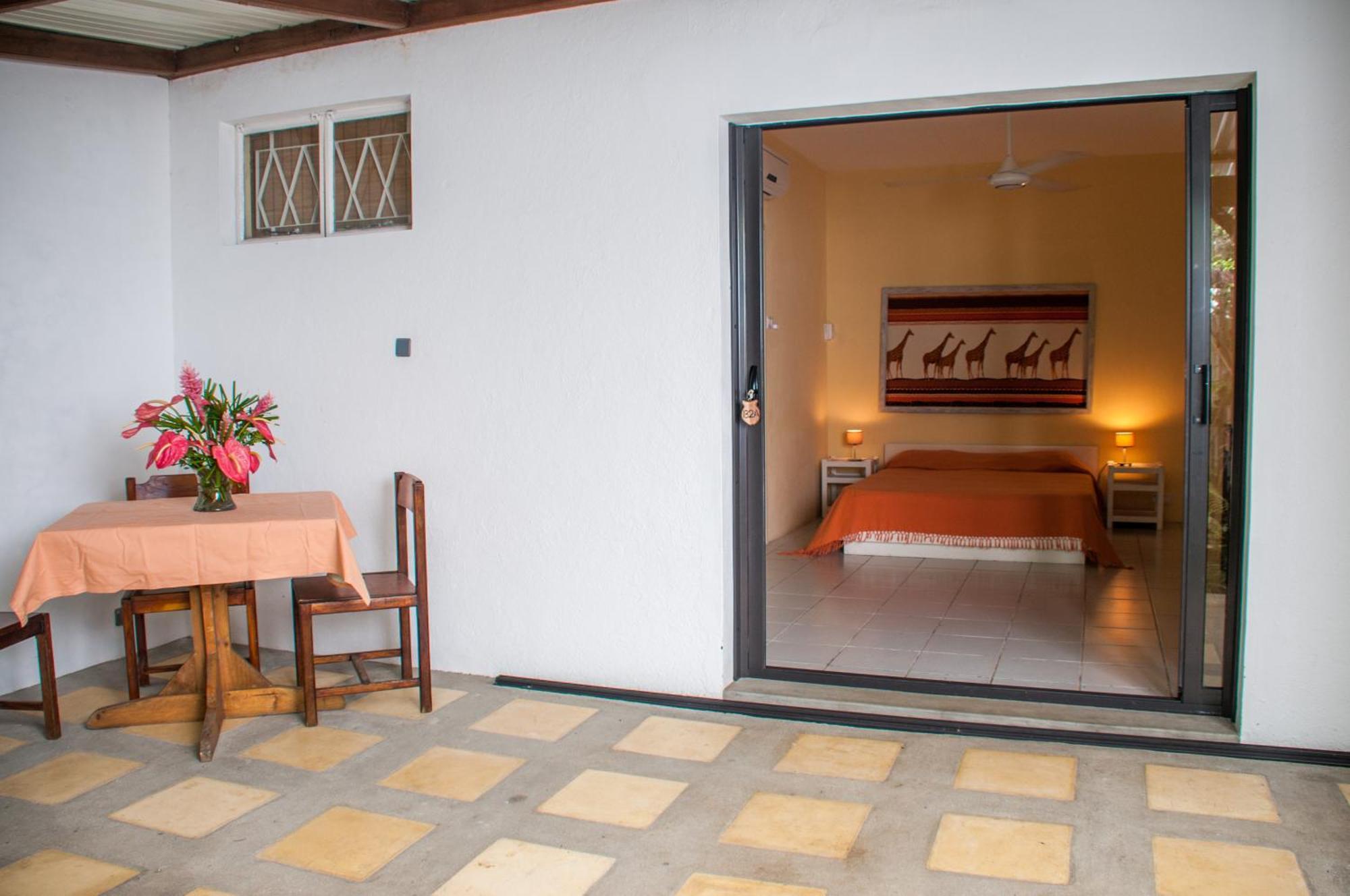 Chantauvent Guest House Blue Bay Phòng bức ảnh